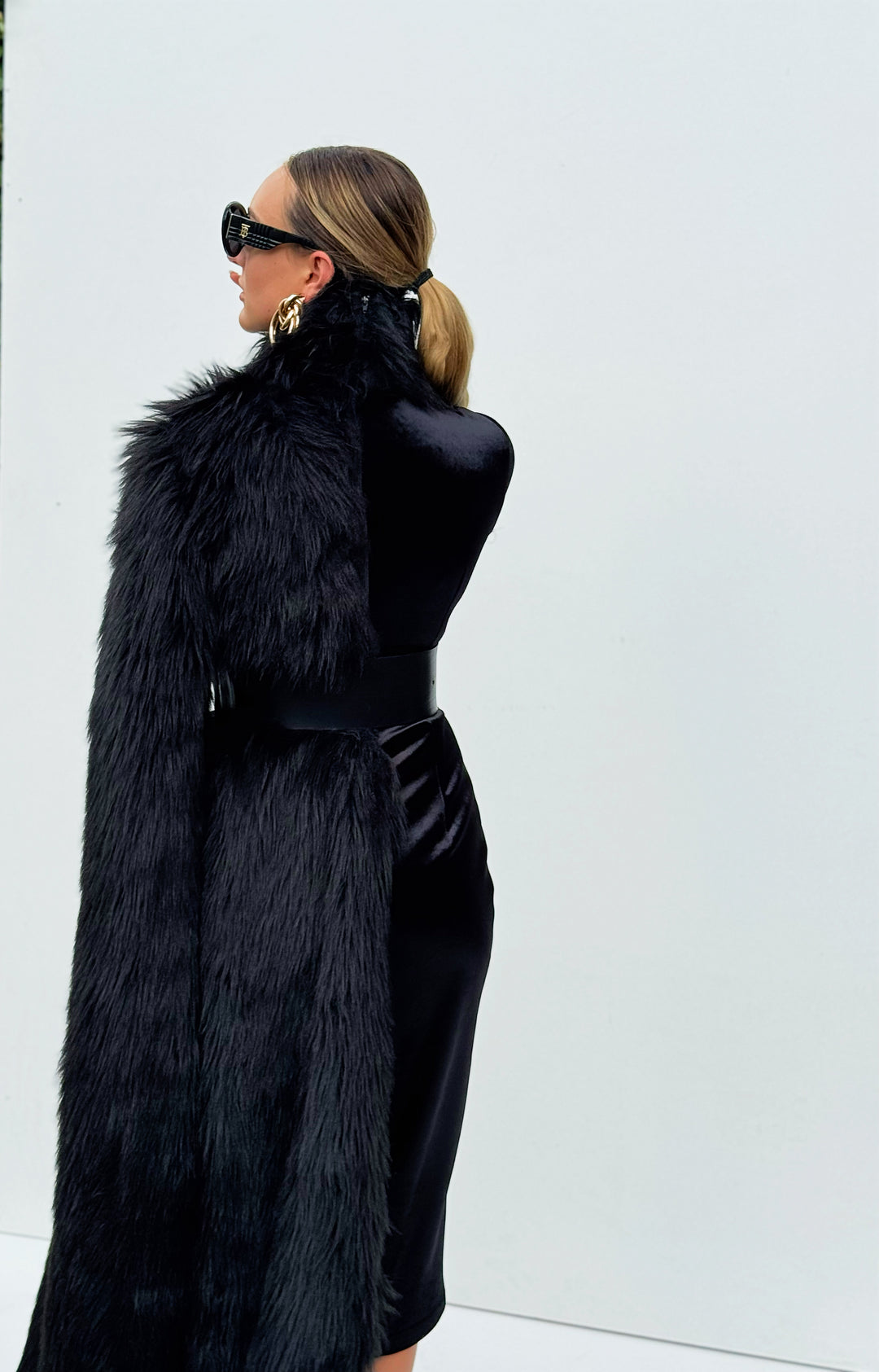 Black Dresses At Jet Jet Black Half Fur Dress Malondi Black Dresses At Jet Jet Black Half Fur Dress Malondi